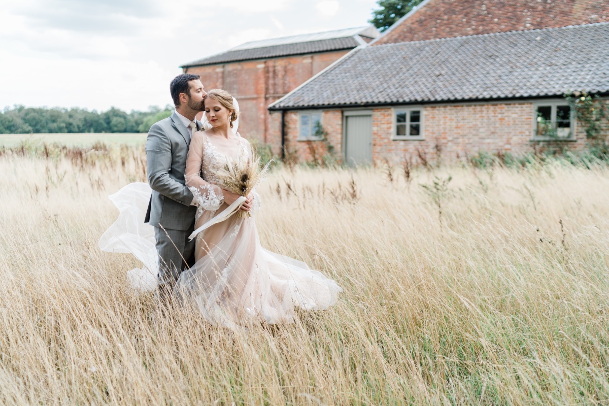 glemham-hall-styled-wedding-gemma-giorgi