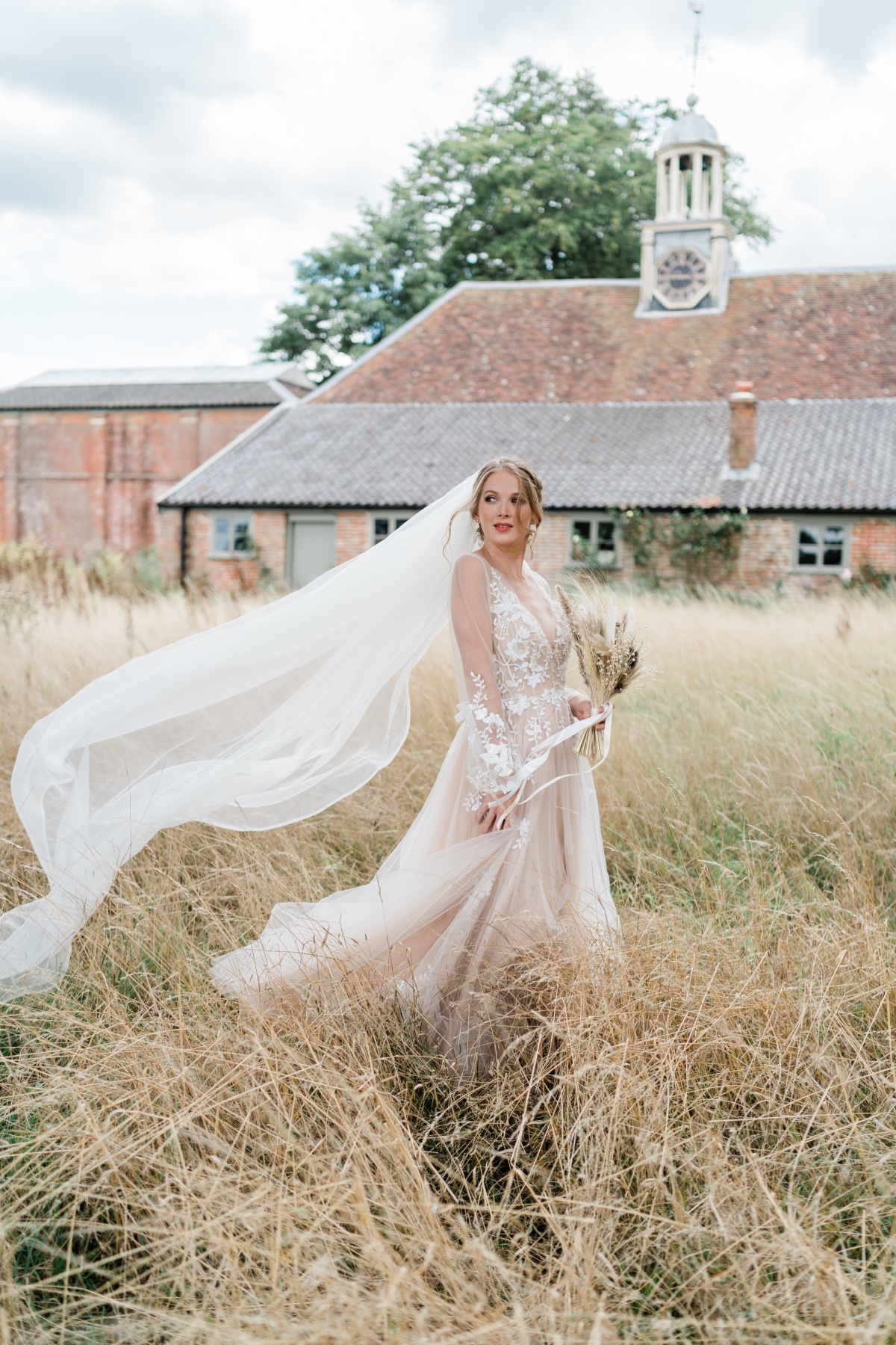glemham-hall-styled-wedding-gemma-giorgi
