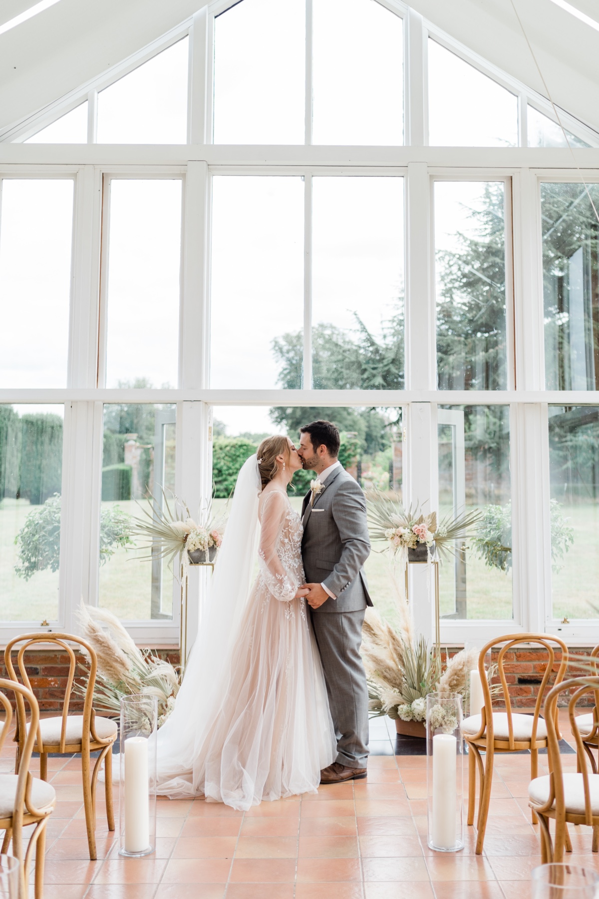 glemham-hall-styled-wedding-gemma-giorgi