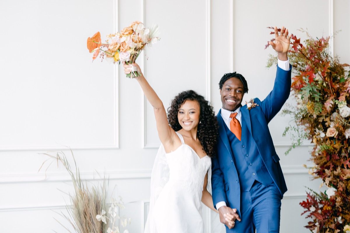 This Modern Fall Wedding Inspiration In Portland Brings Terracotta Blue to the Table[scape]