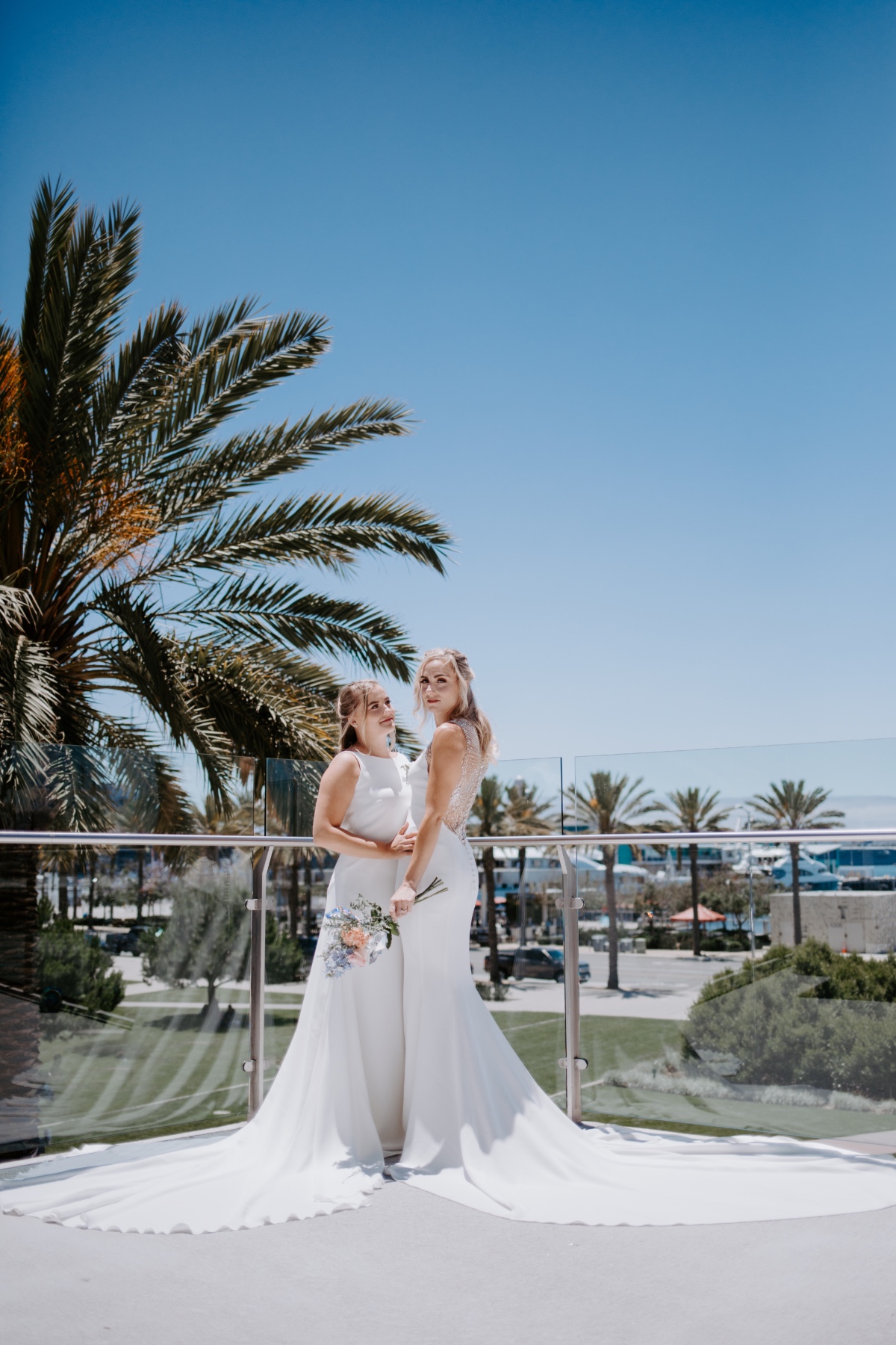 thelane-alexa_and_natalie16