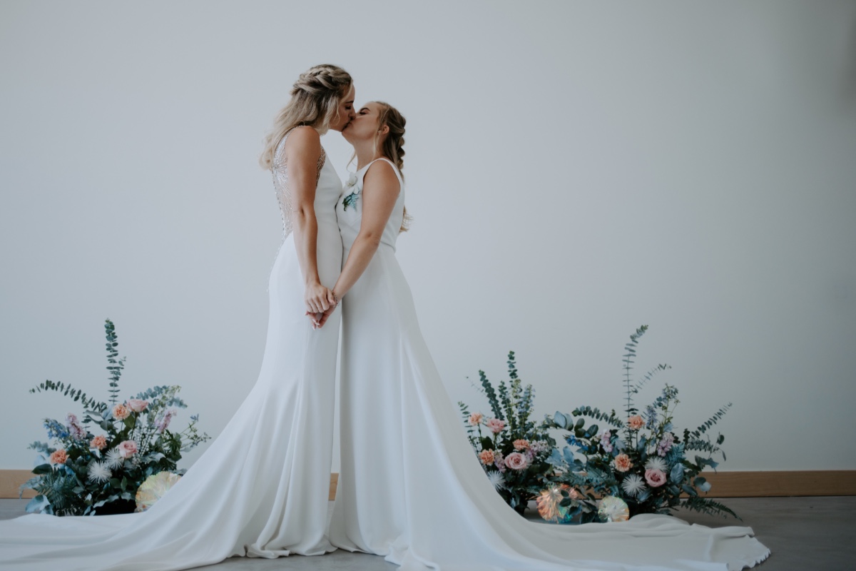 thelane-alexa_and_natalie30