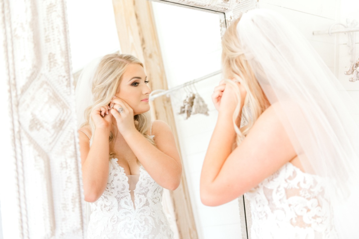 white-magnolia-kentwood-wedding-2493