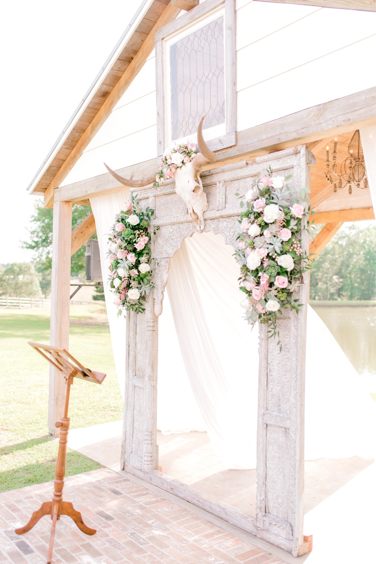 white-magnolia-kentwood-wedding-3417