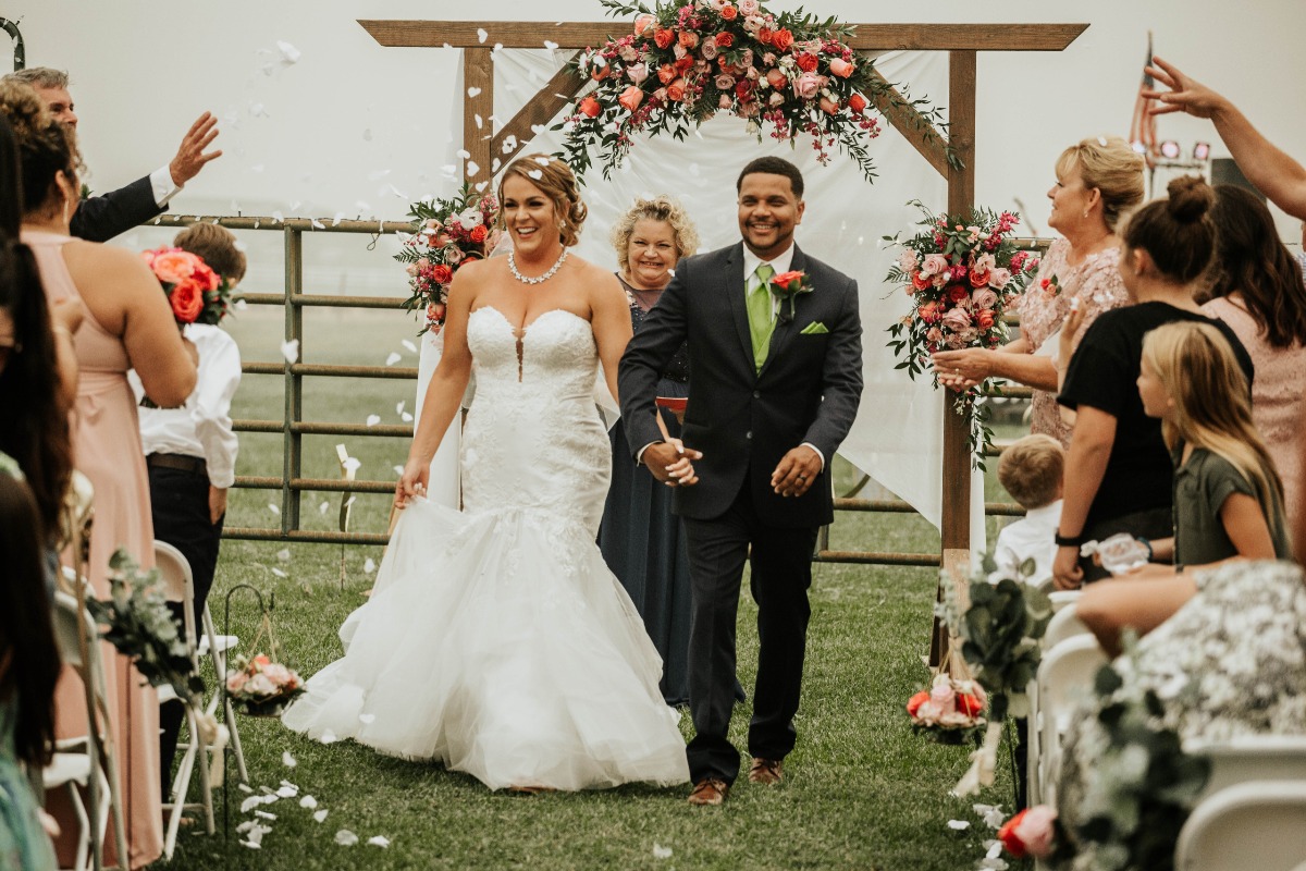 The 10k Backyard Wedding That Overcame All Obstacles