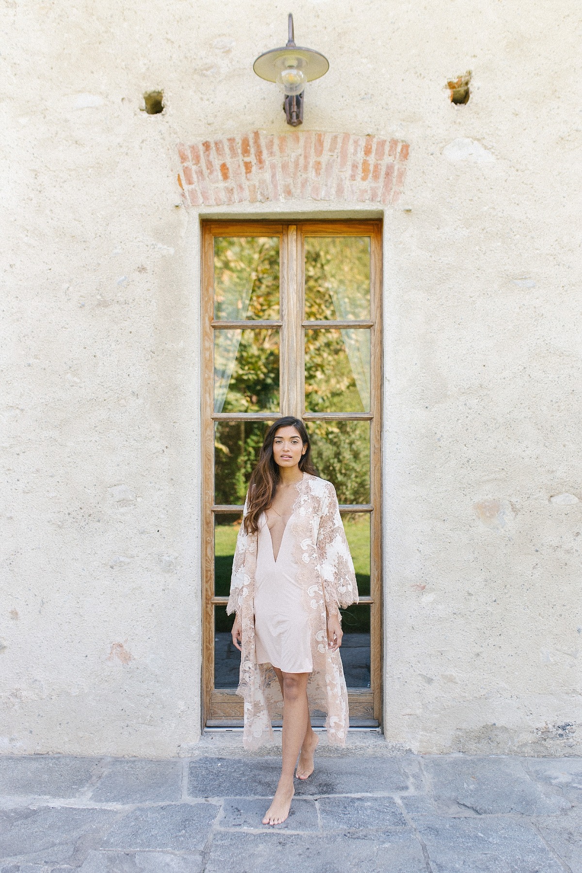 minimal-rustic-wedding-in-an-ancient-ita