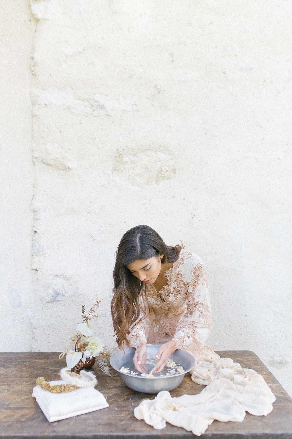minimal-rustic-wedding-in-an-ancient-ita