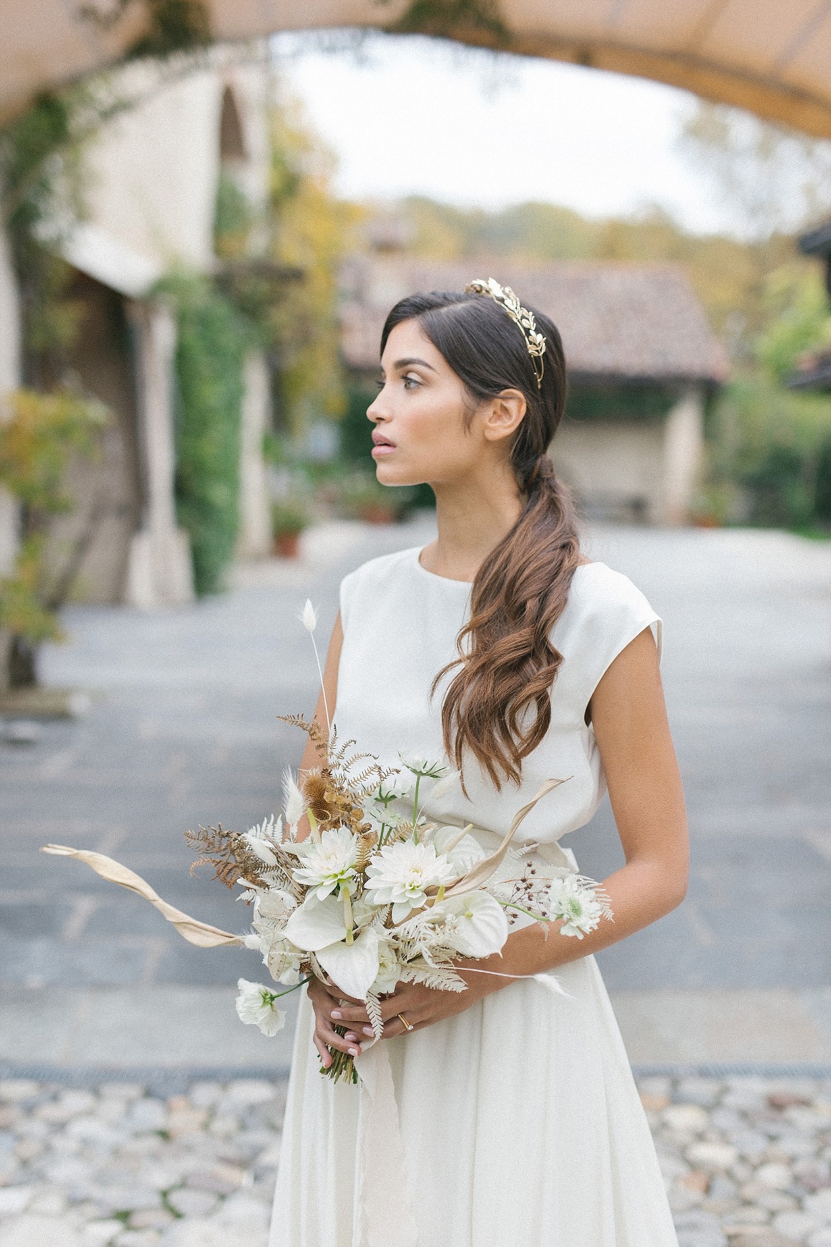 minimal-rustic-wedding-in-an-ancient-ita
