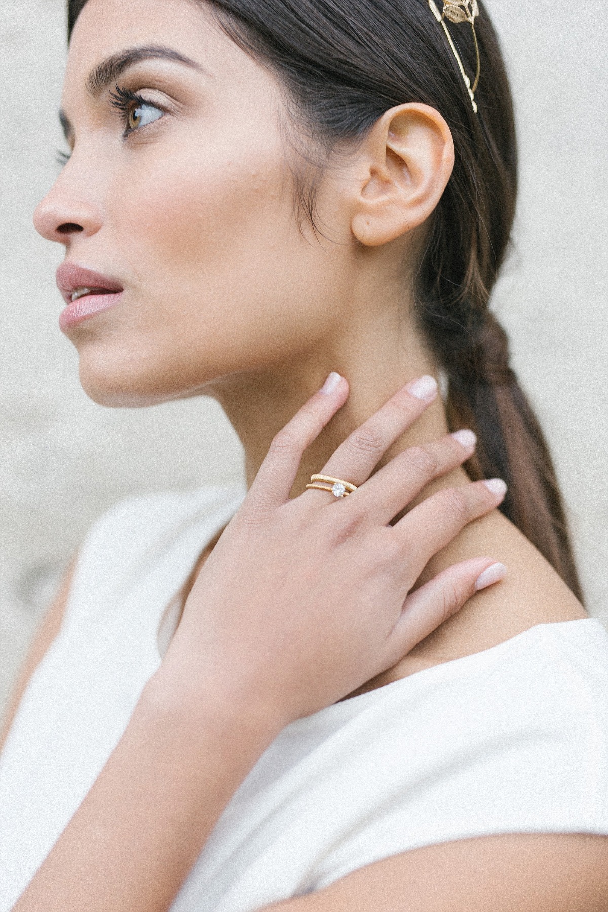 minimal-rustic-wedding-in-an-ancient-ita