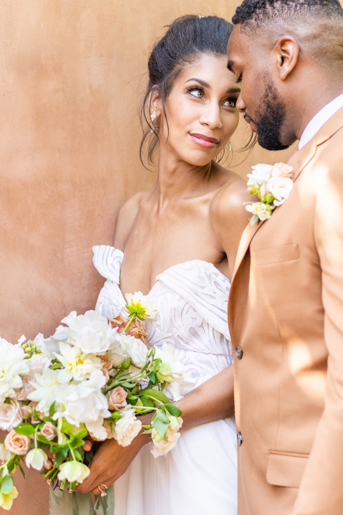 5 Tips for a Petite and Endlessly Beautiful Spring Wedding