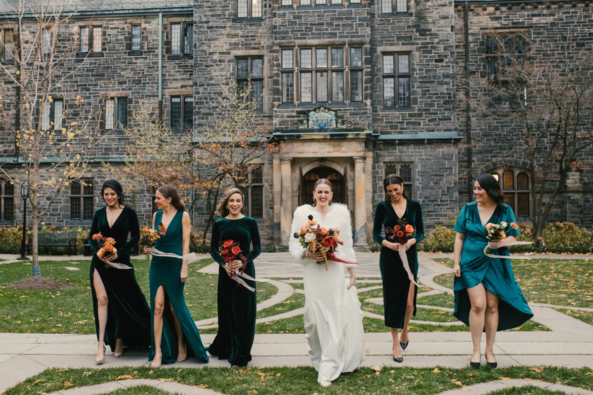 How To Have A Sophisticated Jewel Toned Wedding