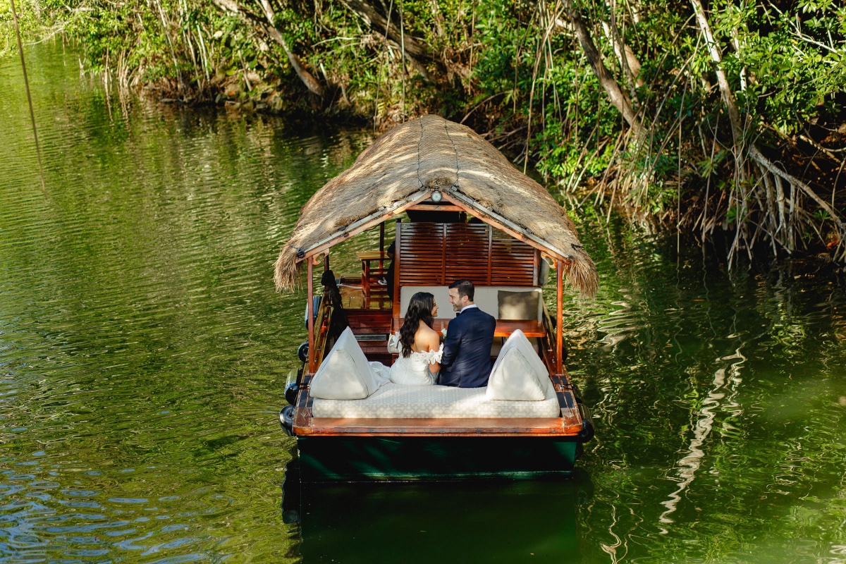 It's All About Romance For This Destination Wedding At Banyan Tree Mayakoba