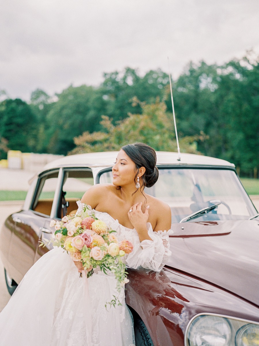 During a Pandemic, You Want Wedding Dress Shopping to Look Like This