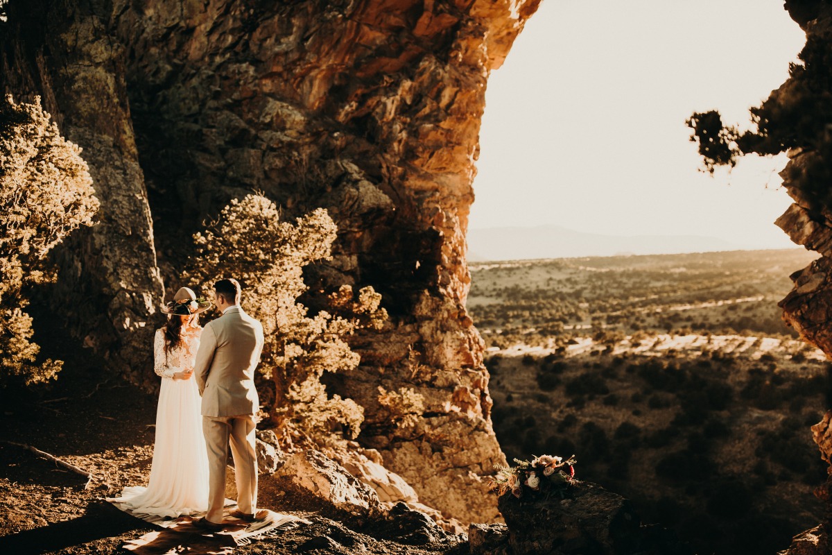 Intimate Elopement Inspiration Perfect For The Outdoorsy-Couple