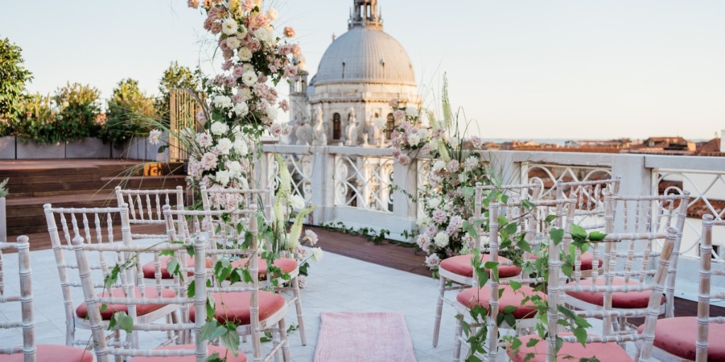 Intimate Fairytale Wedding in the Heart of Venice