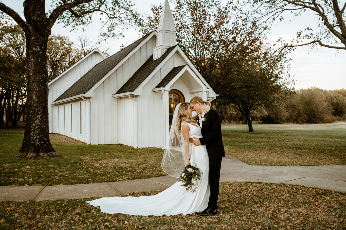 mordern-whimsical-winter-wedding-115-of