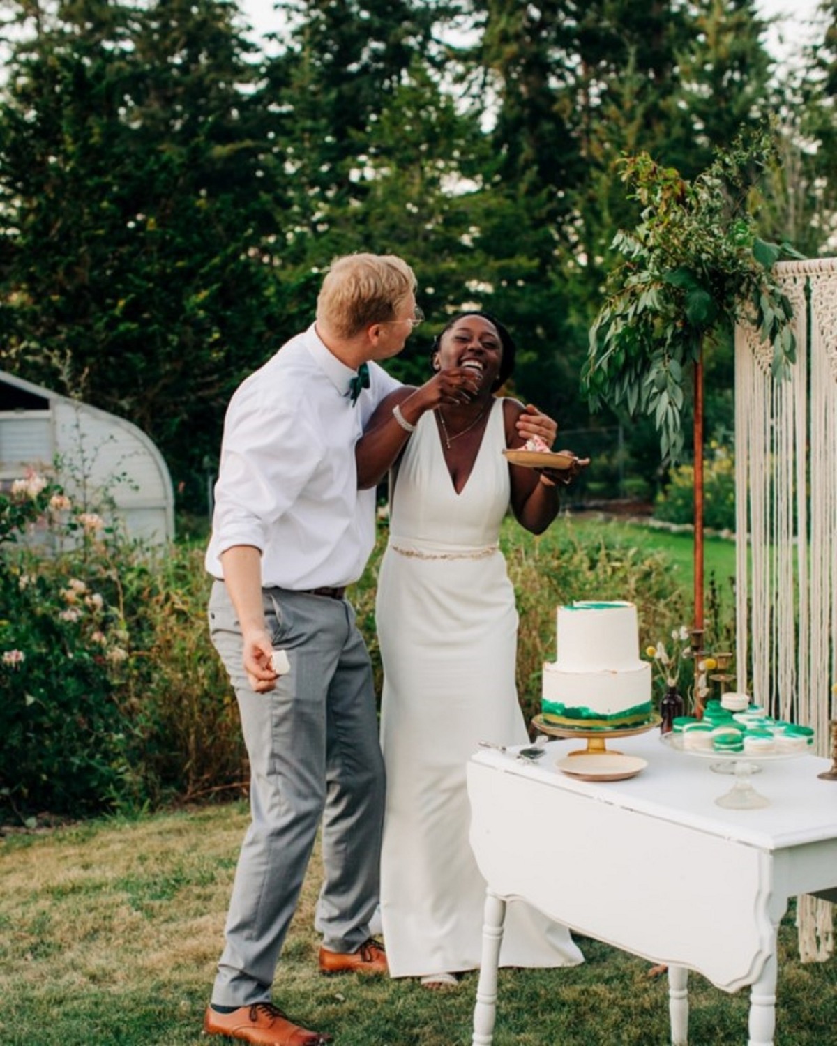 How To Have An Intimate Backyard Wedding Despite COVID-19