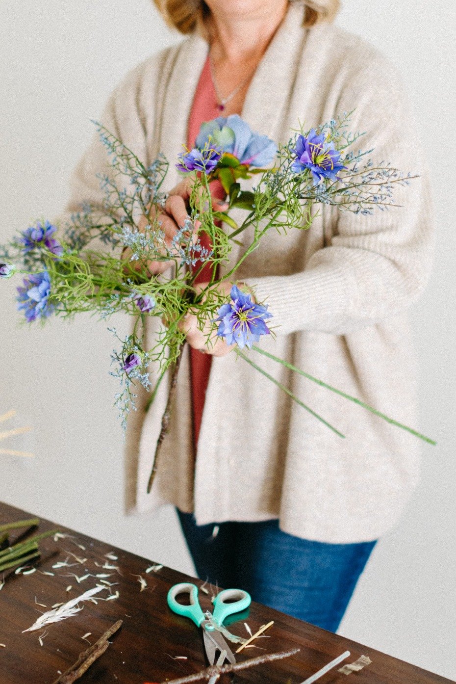 2021 Is the Year to DIY Your Wedding Bouquet and Hereâs How To Do It With Afloral