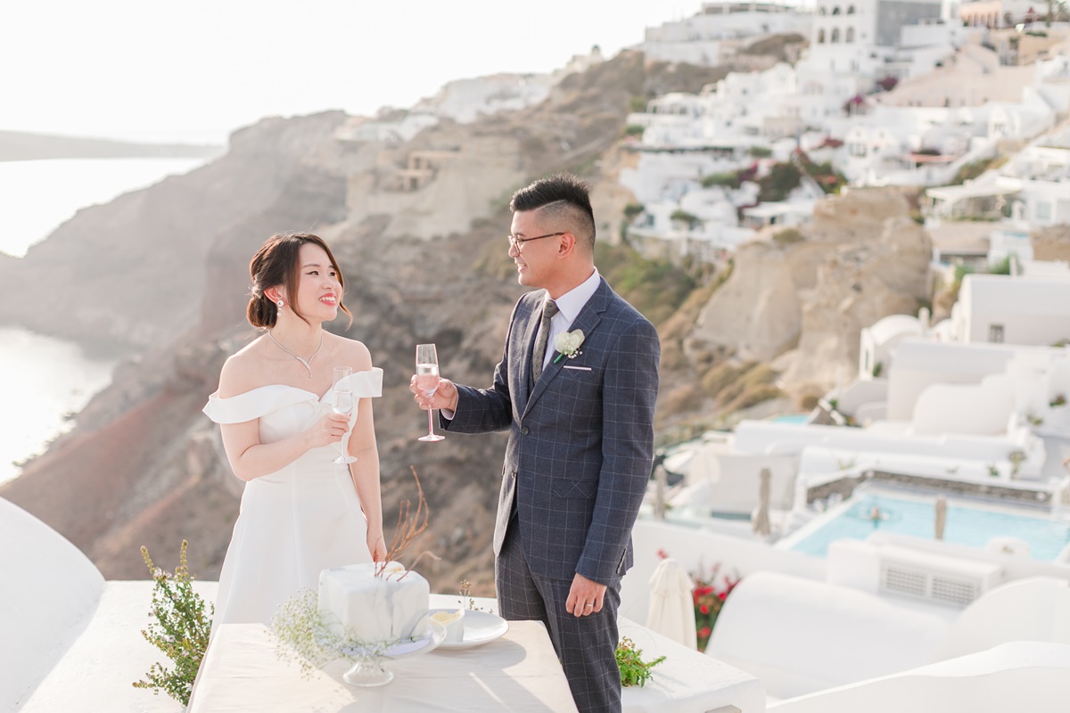 A Romantic Elopement Overlooking The Beautiful Cliff Tops At Katikies Santorini