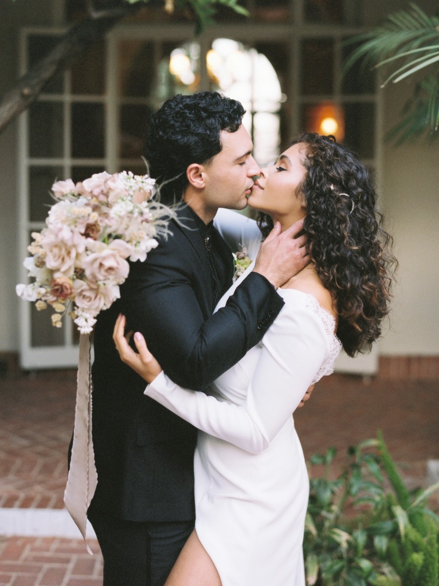 How To Have A Modern Romance Wedding in Black + Blush