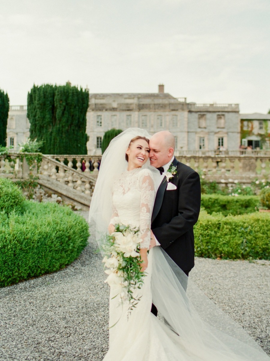 This Couple Ditched Hawaii for an Unforgettable Ireland Destination Wedding Week