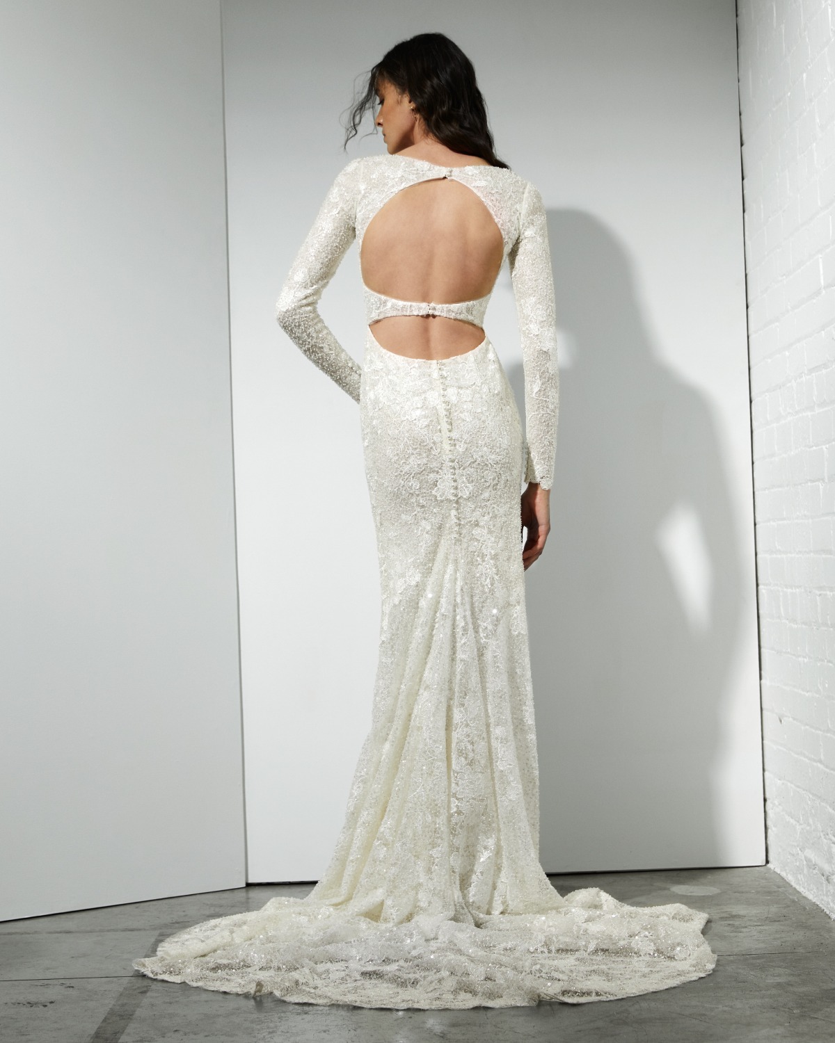 jade-rita-vinieris-rivini-ss22-20706_v4