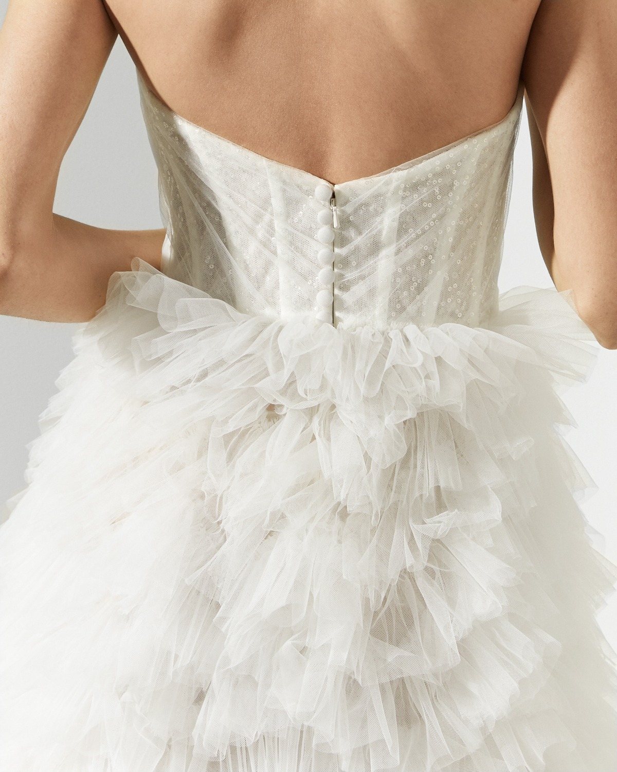 wren-rita-vinieris-rivini-ss22-23235_v3