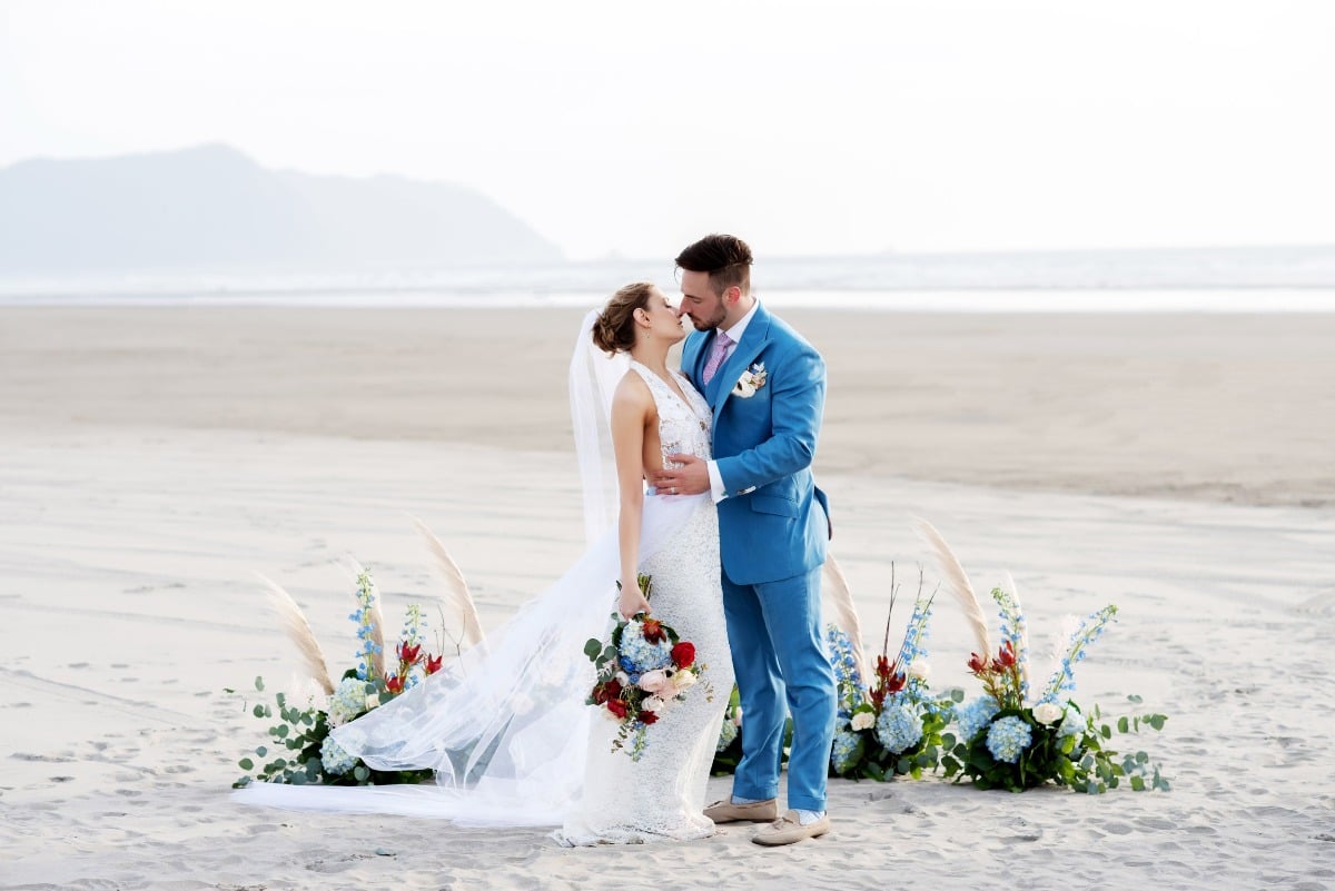 French Blue Coastal Elopement Inspiration at Del Rey Beach in Gearhart Oregon