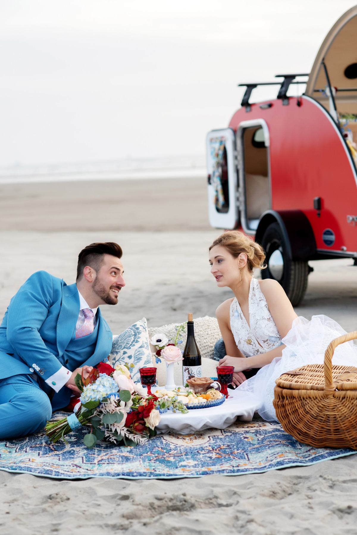 French Blue Coastal Elopement Inspiration at Del Rey Beach in Gearhart Oregon