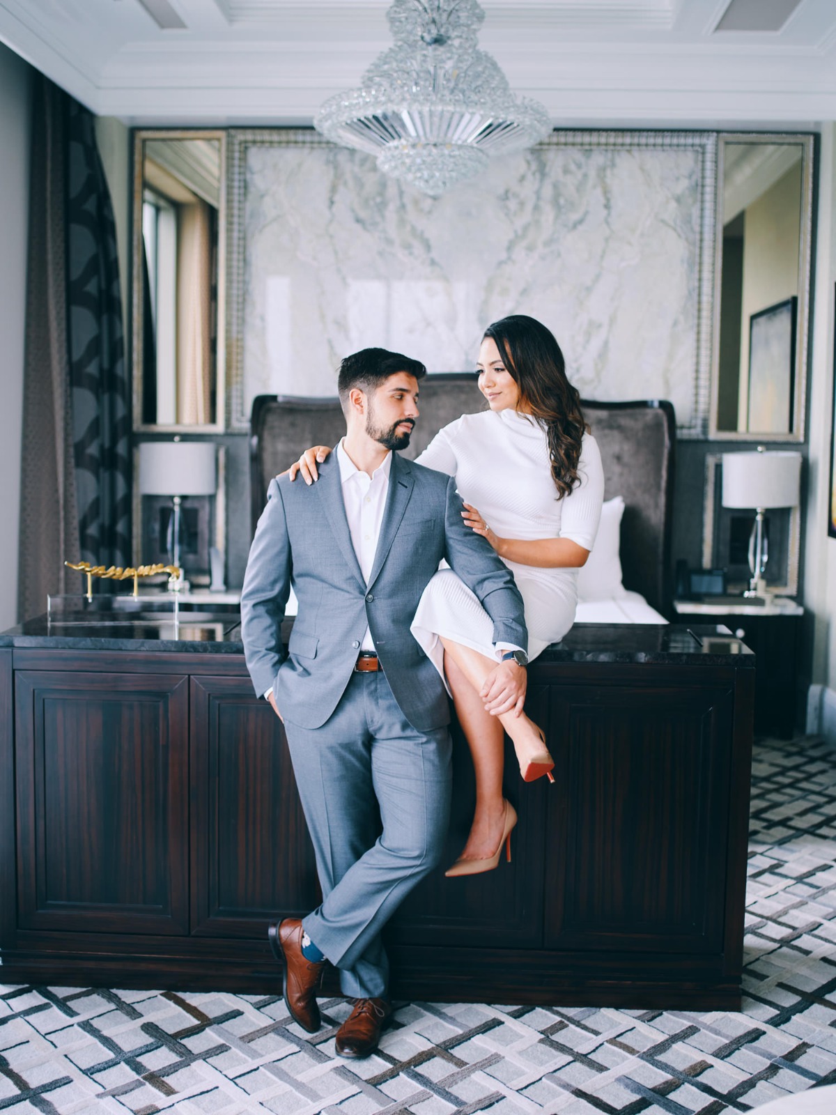 post-oak-hotel-engagement-0036