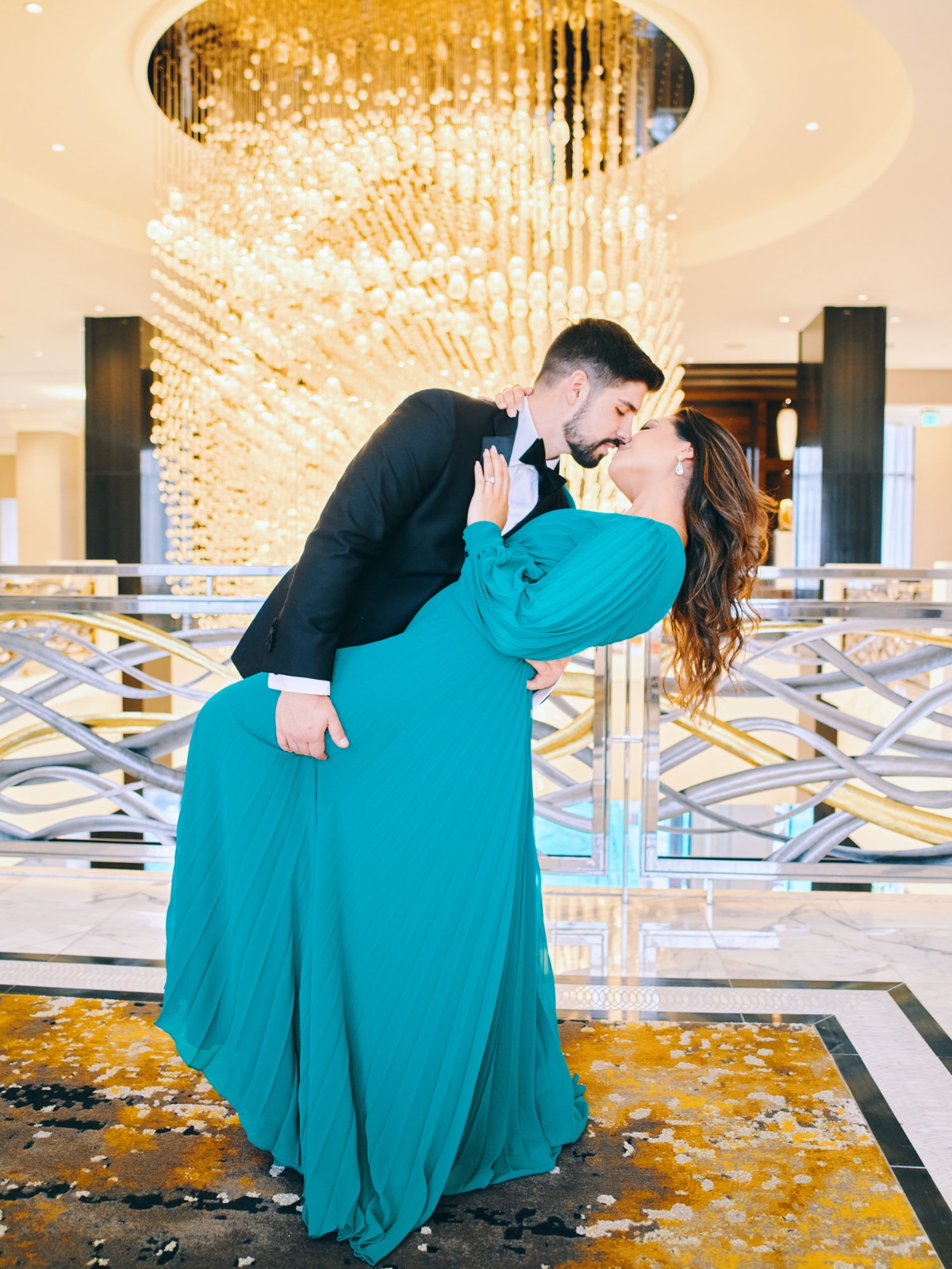 post-oak-hotel-engagement-0074