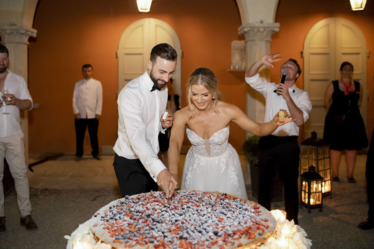48_cake_cutting