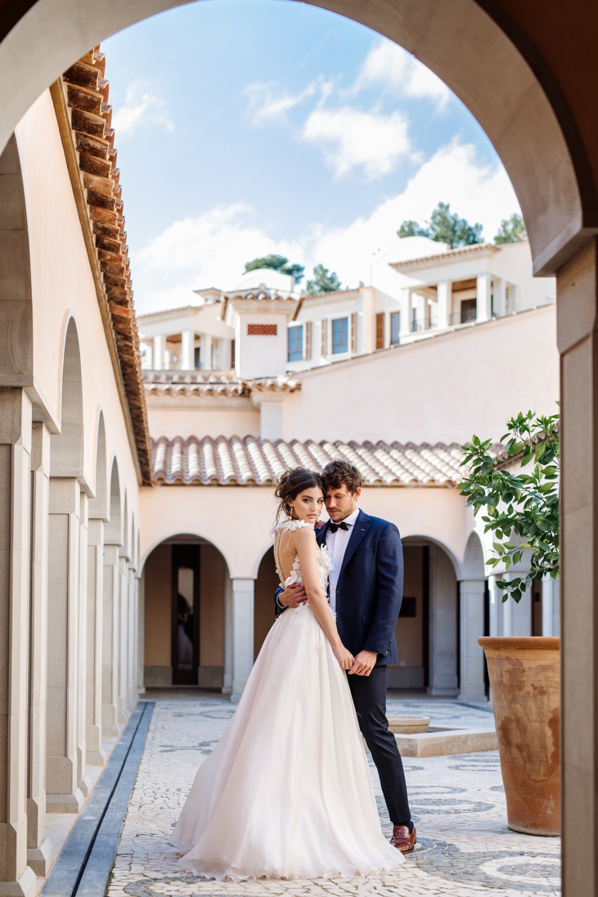 Flirty Spanish Shoot That May Convince You To Elope
