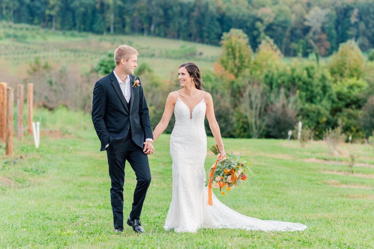 Ultra Organic, Honey Inspired, Fall Wedding in Central Virginia