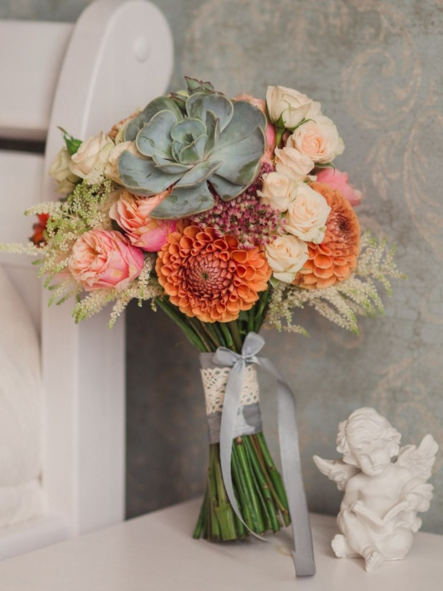 How to Make Succulent Wedding Bouquets Work