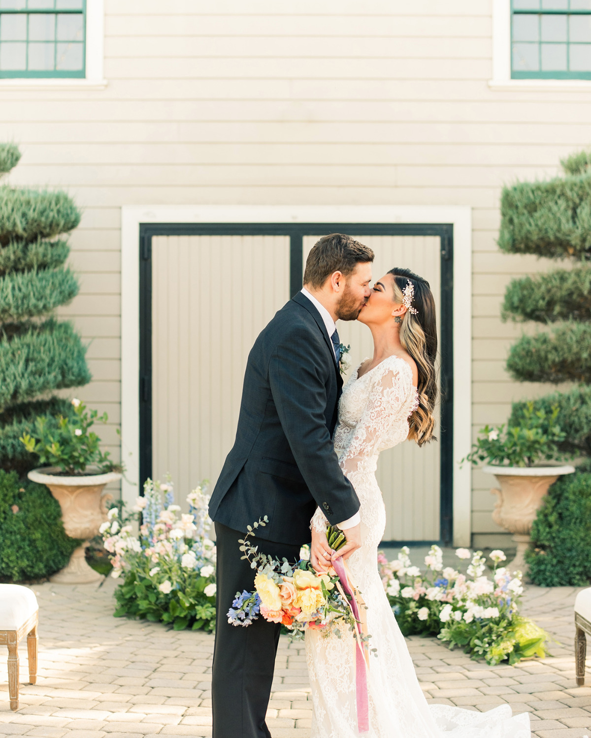 Micro Wedding Inspiration With Soft Neutrals, Exposed Wood, and Bright Pops Of Color