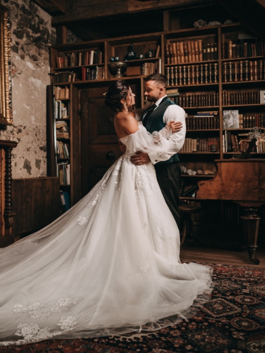 Seeing Double: A Double Wedding Shoot With International Flair