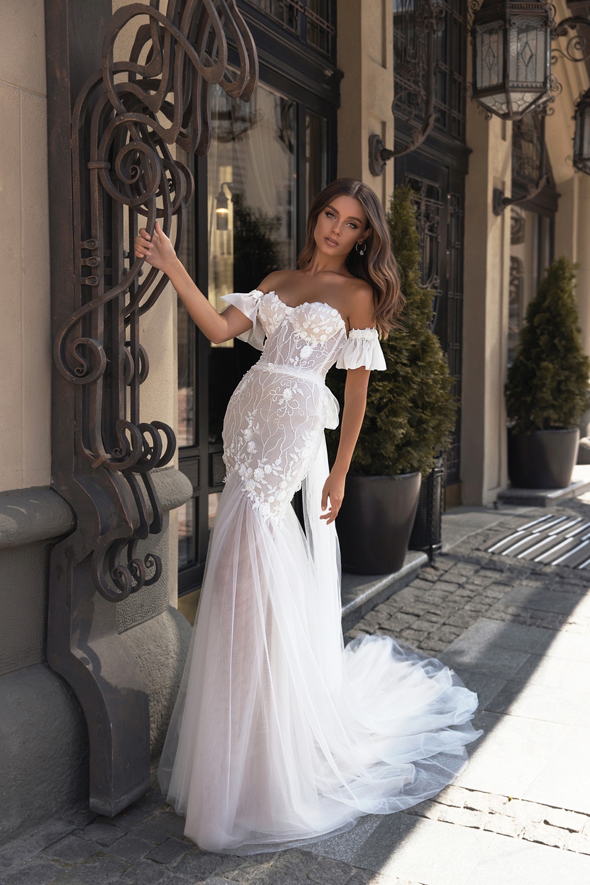 valeri-gross-camelia-3