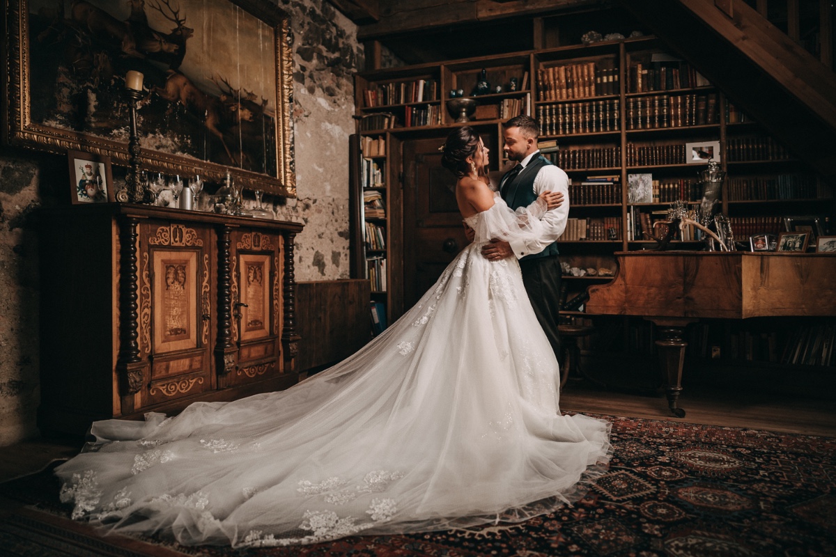 Seeing Double: A Double Wedding Shoot With International Flair