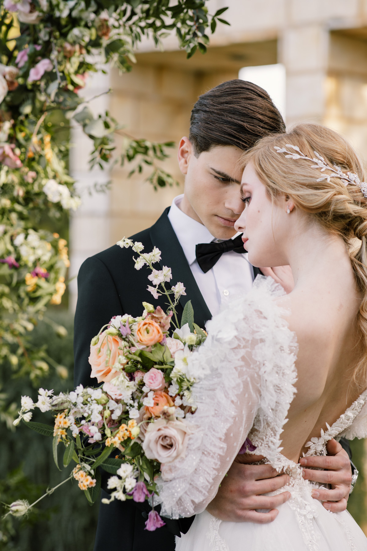 Elegant and timeless wedding inspiration in Greece 