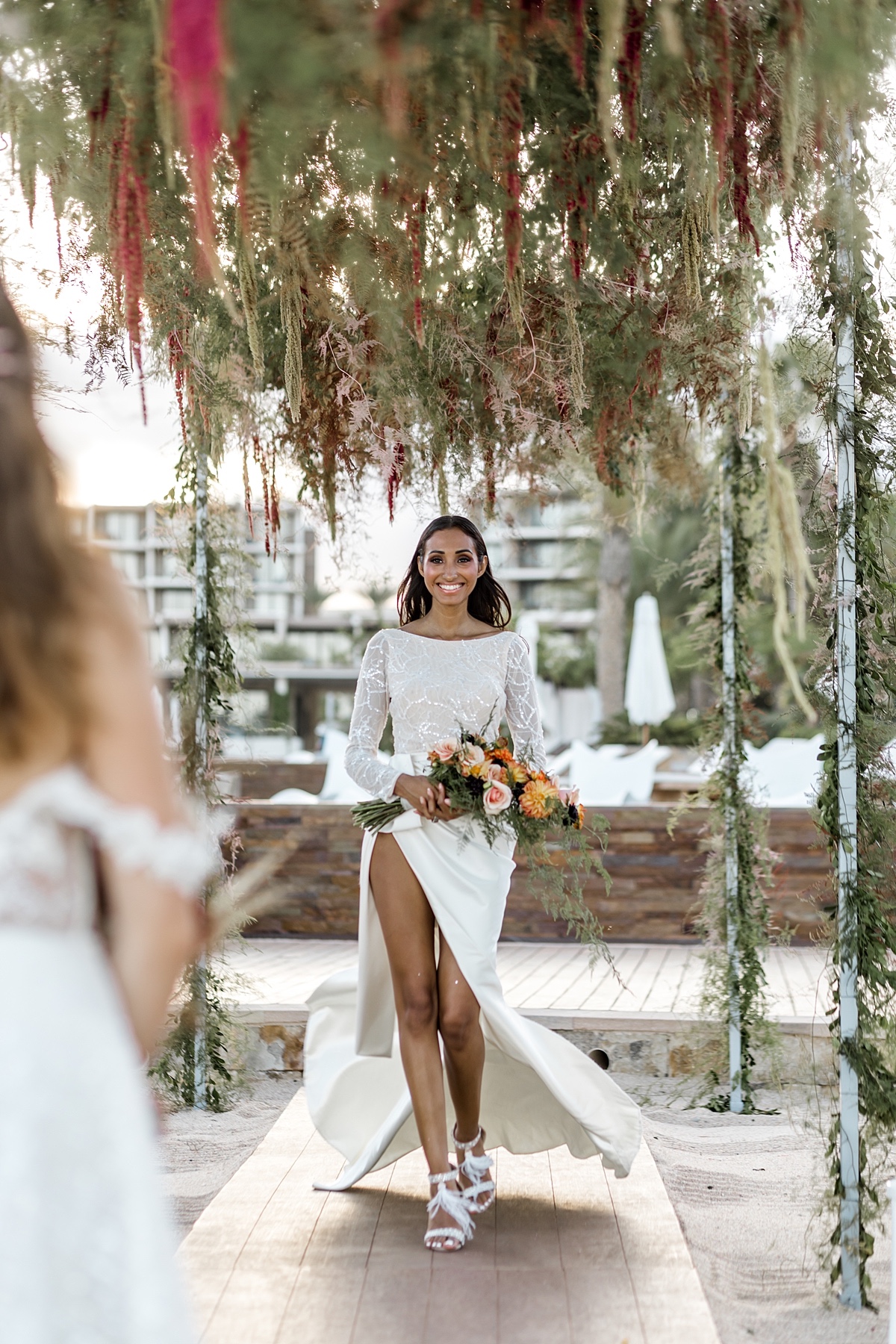 29-eclectic-beachfront-lgbt-cabo-wedding