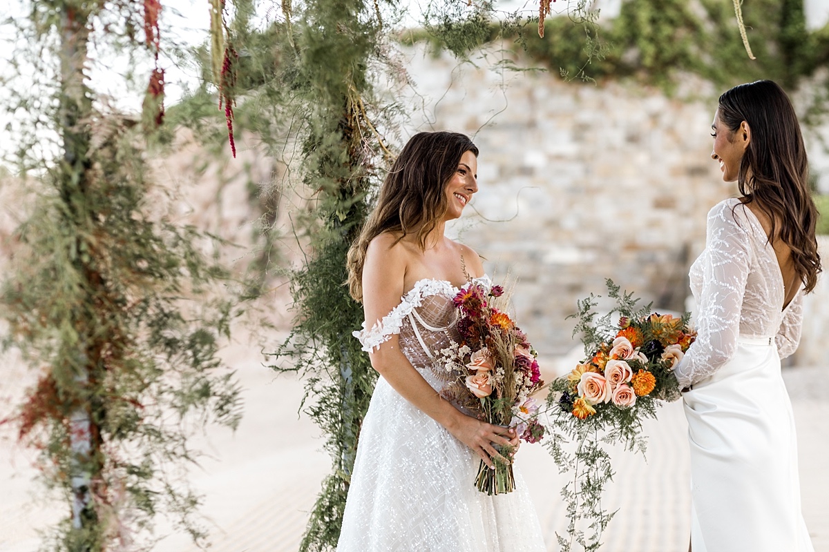 30-eclectic-beachfront-lgbt-cabo-wedding