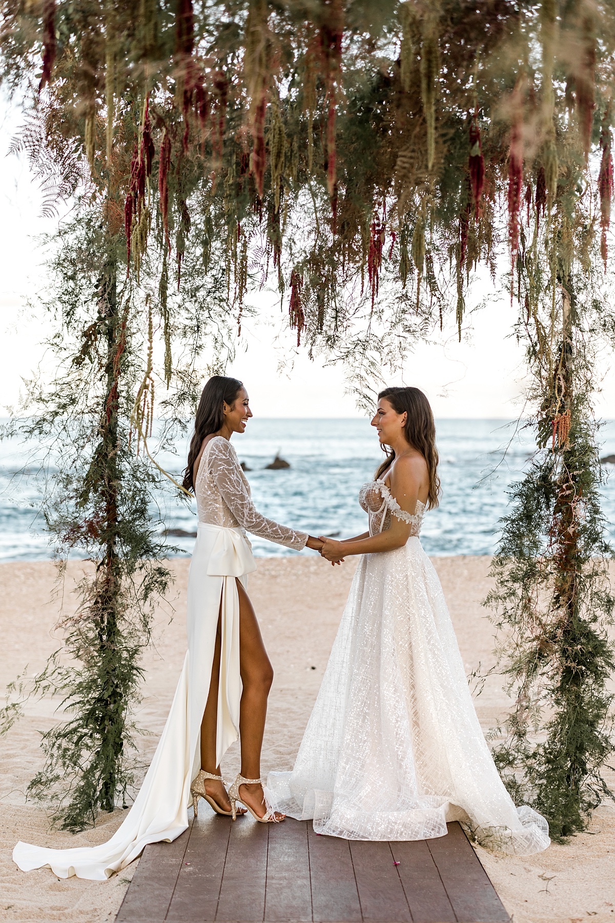 36-eclectic-beachfront-lgbt-cabo-wedding