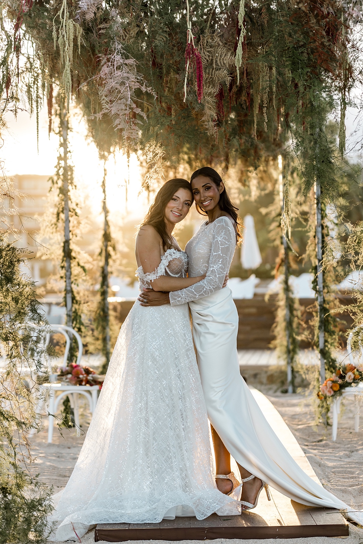 40-eclectic-beachfront-lgbt-cabo-wedding