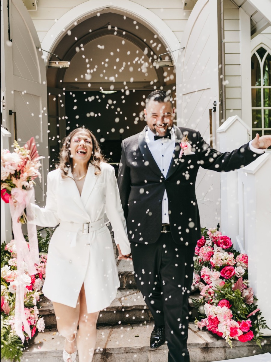 A '60s-Inspired Chapel Elopement That Is Bursting With Flower Power