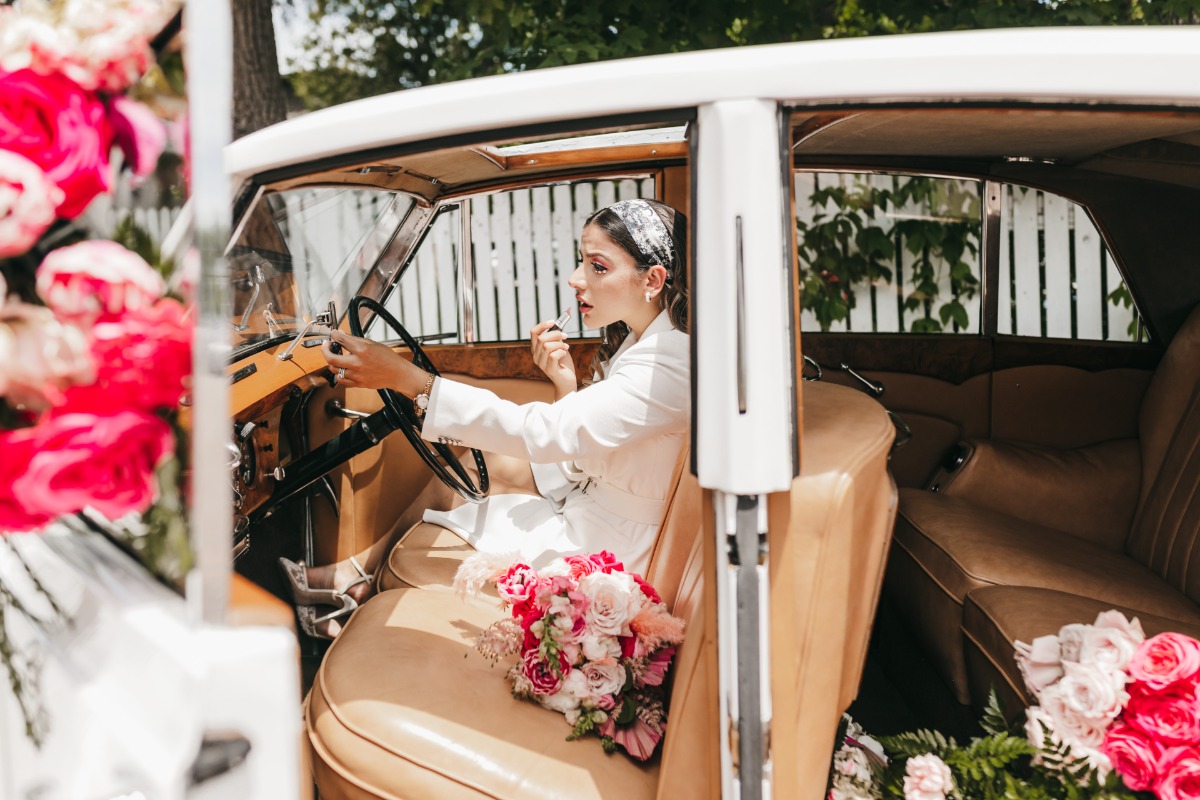 A '60s-Inspired Chapel Elopement That Is Bursting With Flower Power