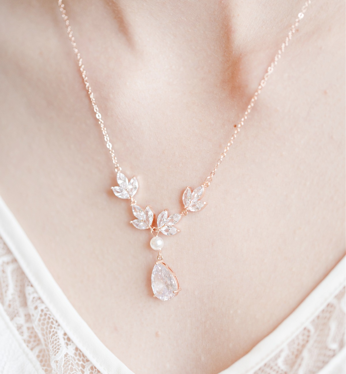 pearl-wedding-necklace