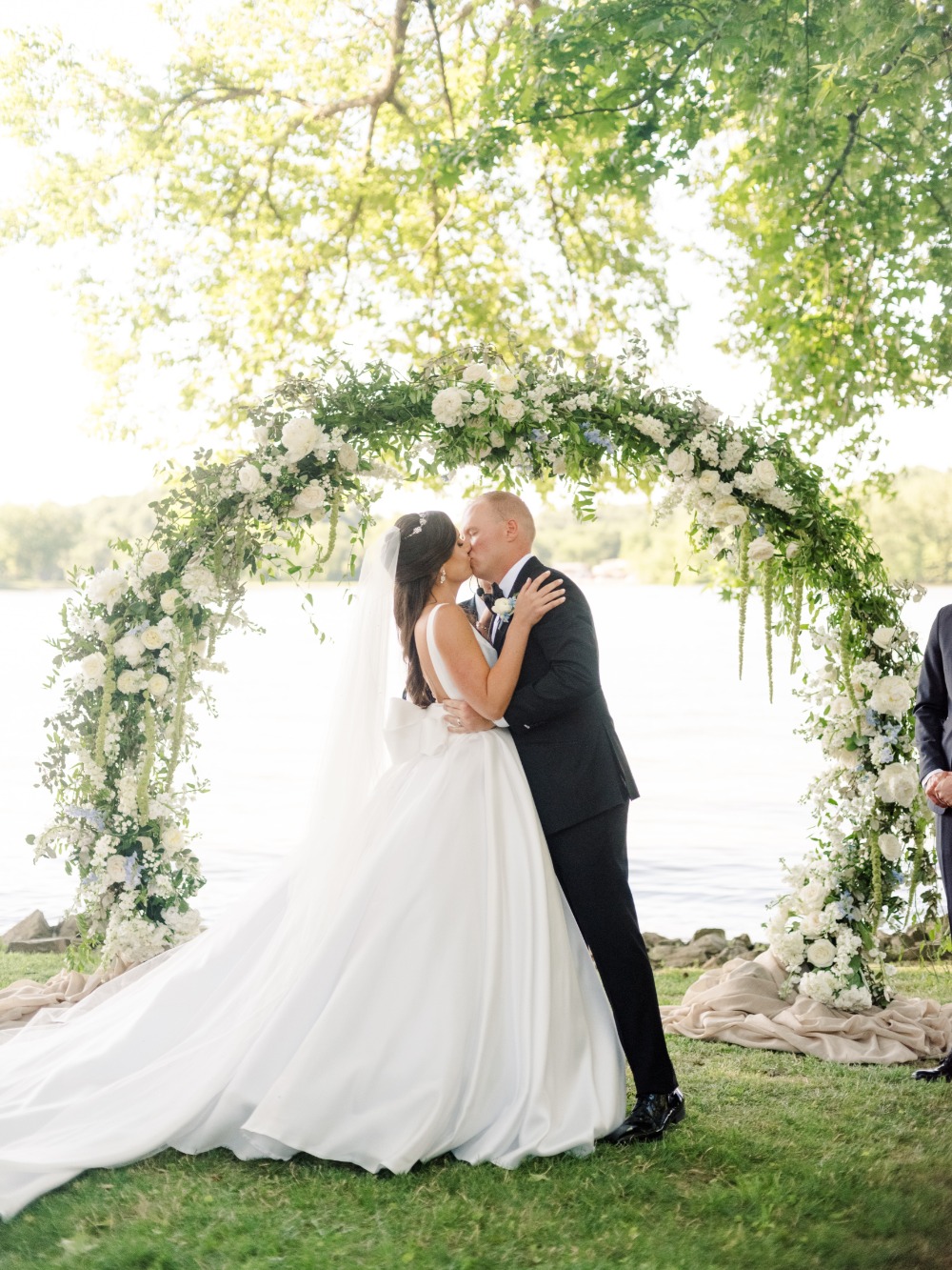 this-disney-princess-bride-had-a-dreamy