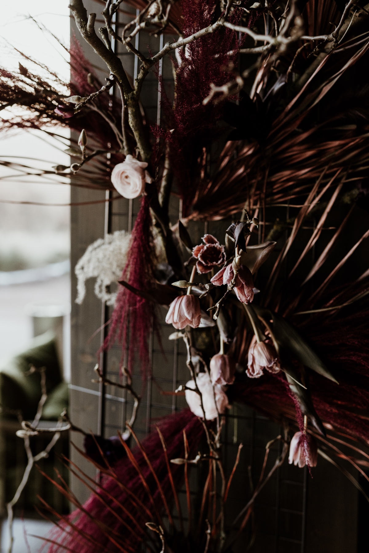 winter-purple-elopement-france-styleshoo