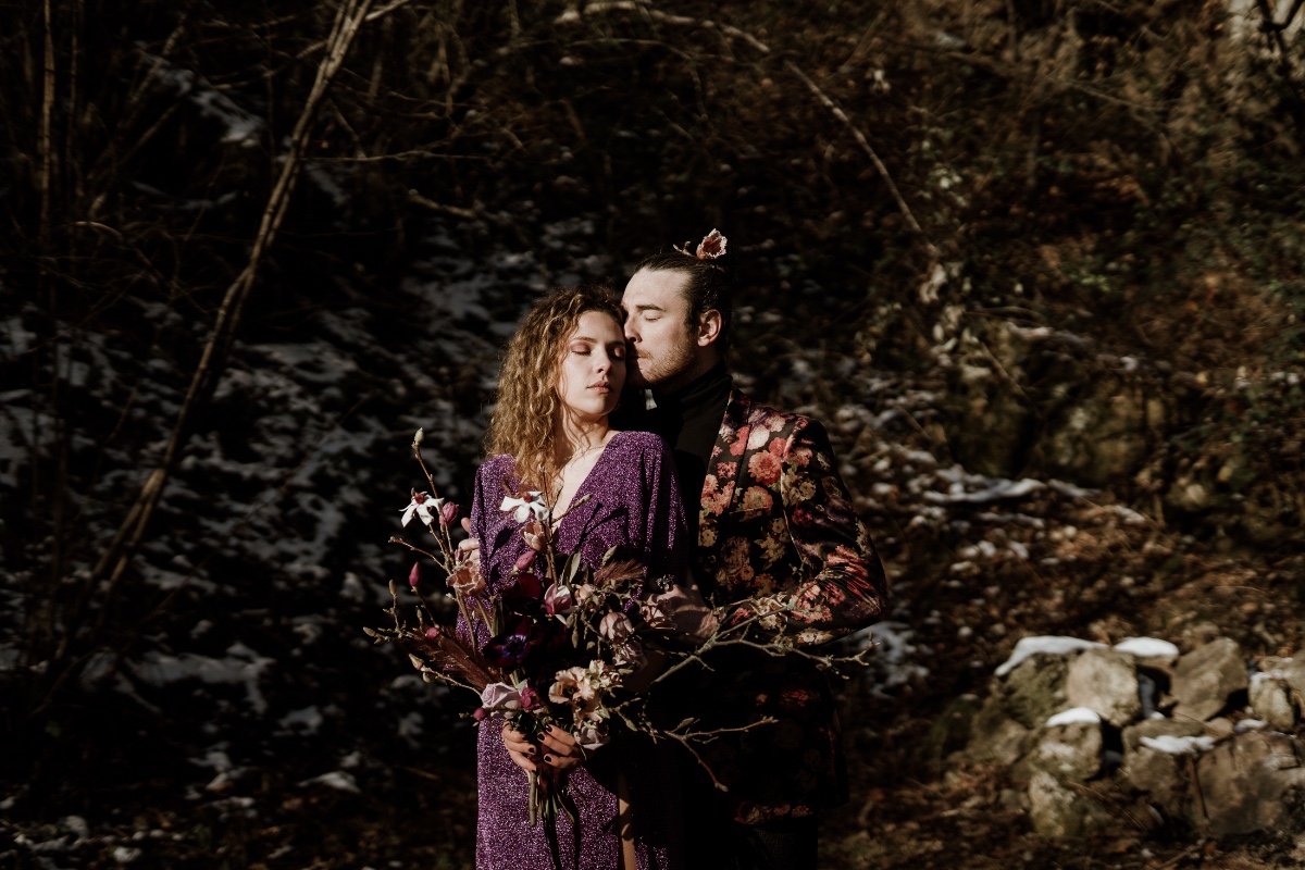 A Rebellious Purple Themed Elopement With A Nordic Bath Finale